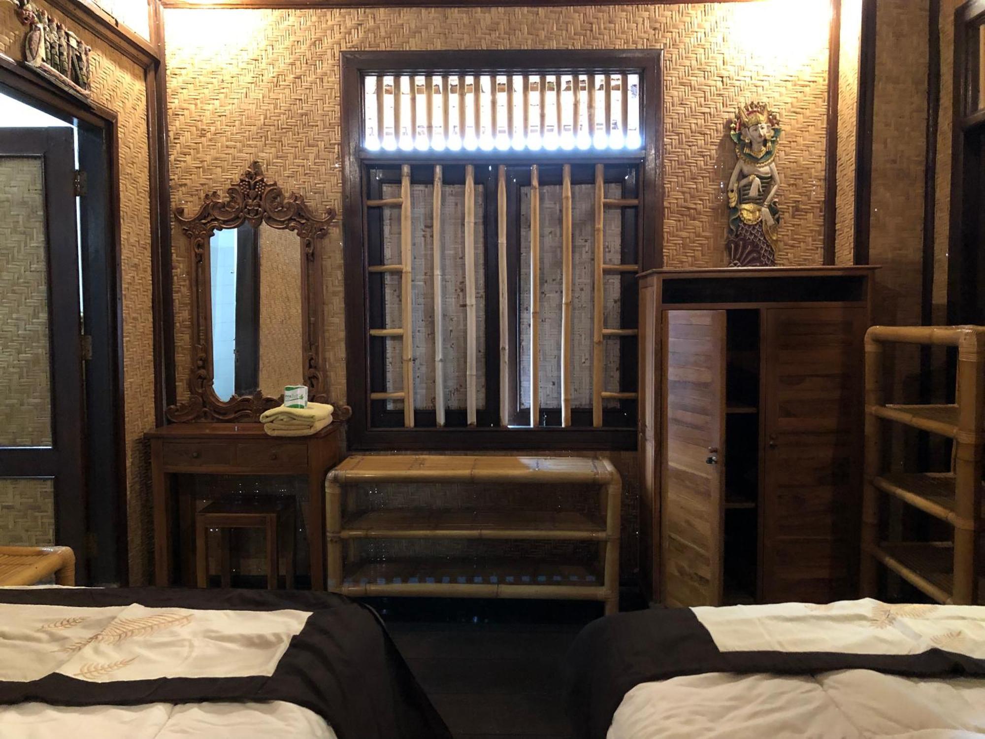 1Bd Guest House In Family Compound1, 15 Minute Walk To Yoga Barn Ubud  Exterior photo