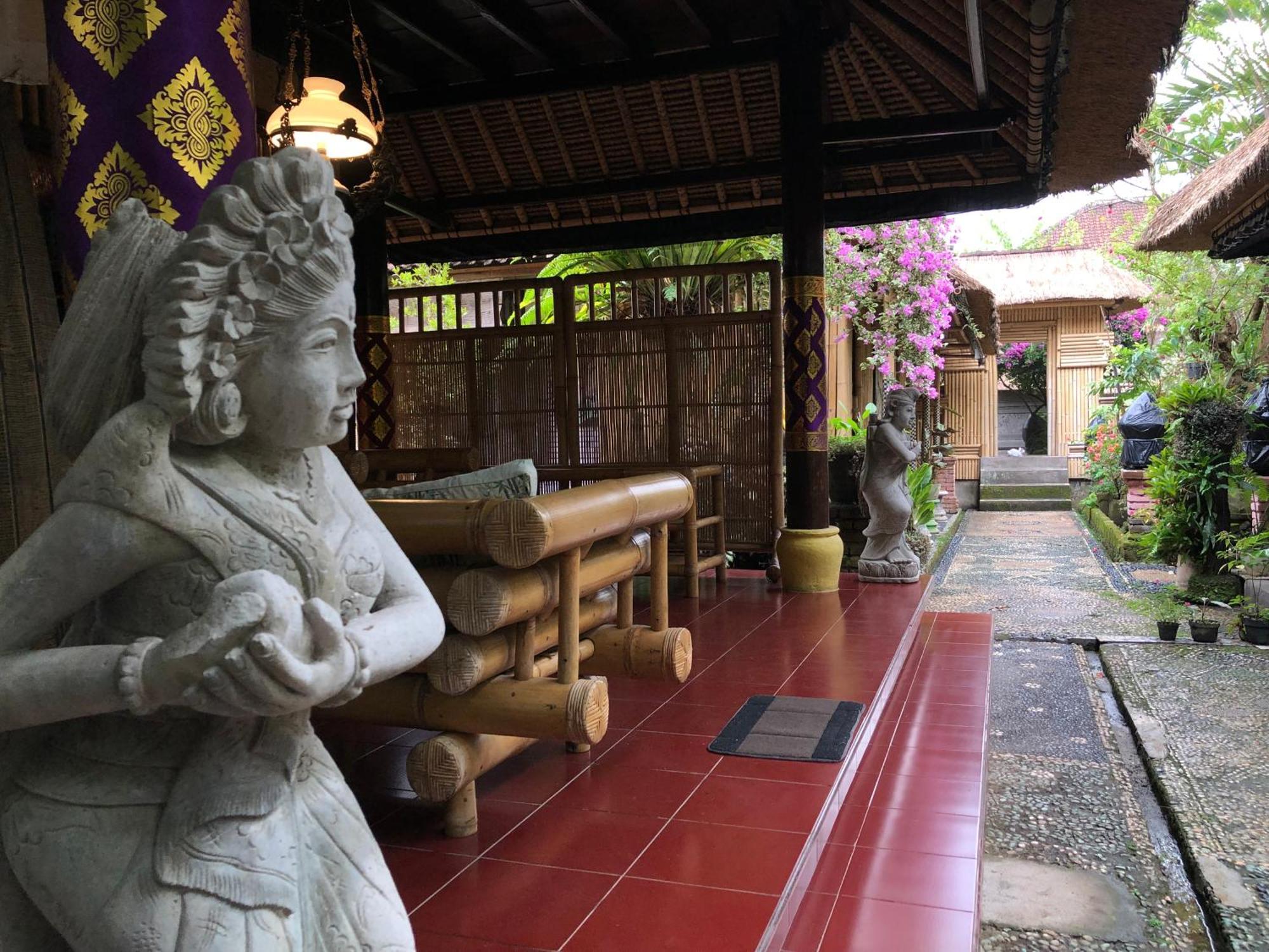 1Bd Guest House In Family Compound1, 15 Minute Walk To Yoga Barn Ubud  Exterior photo