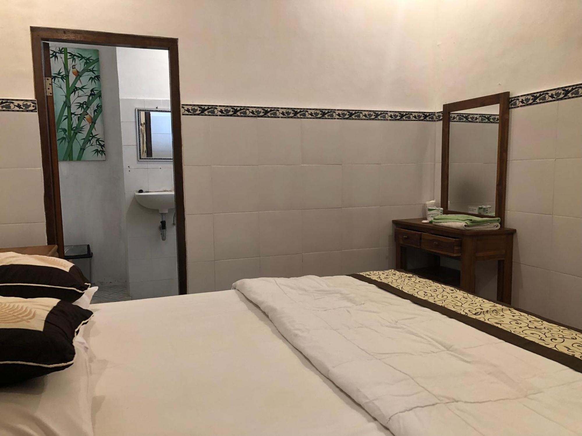 1Bd Guest House In Family Compound1, 15 Minute Walk To Yoga Barn Ubud  Exterior photo
