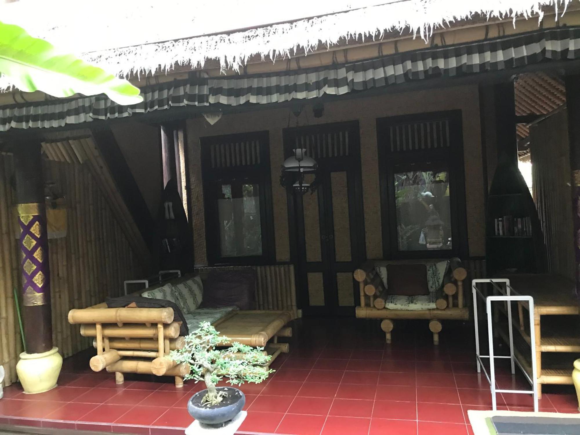 1Bd Guest House In Family Compound1, 15 Minute Walk To Yoga Barn Ubud  Exterior photo