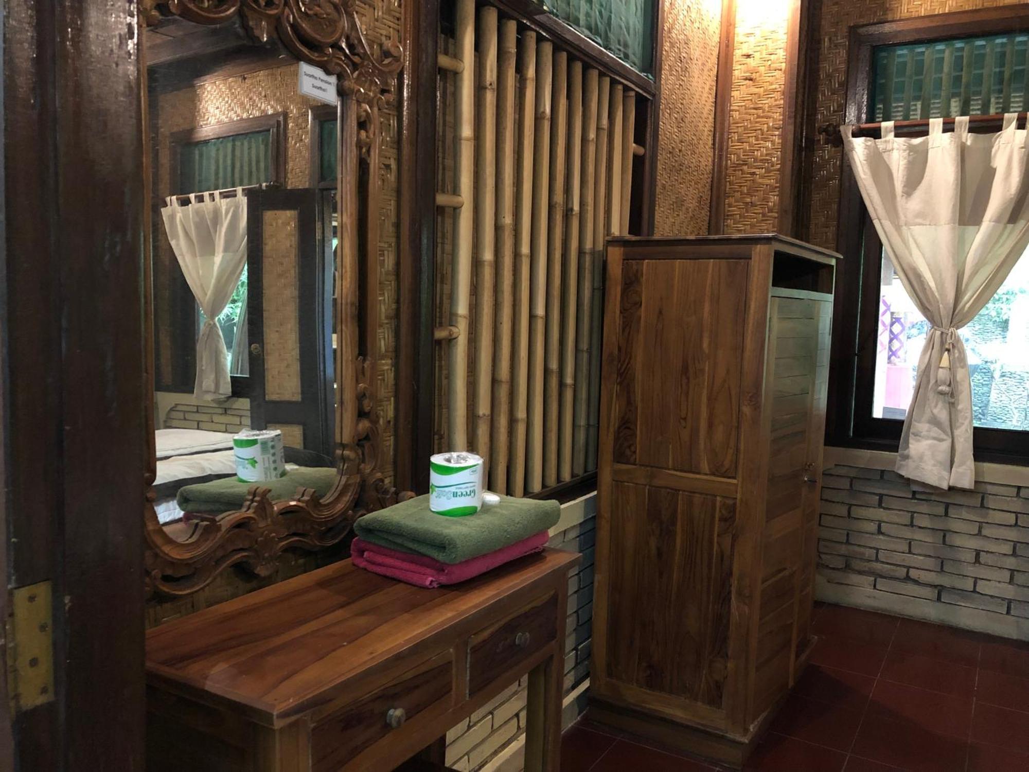 1Bd Guest House In Family Compound1, 15 Minute Walk To Yoga Barn Ubud  Exterior photo
