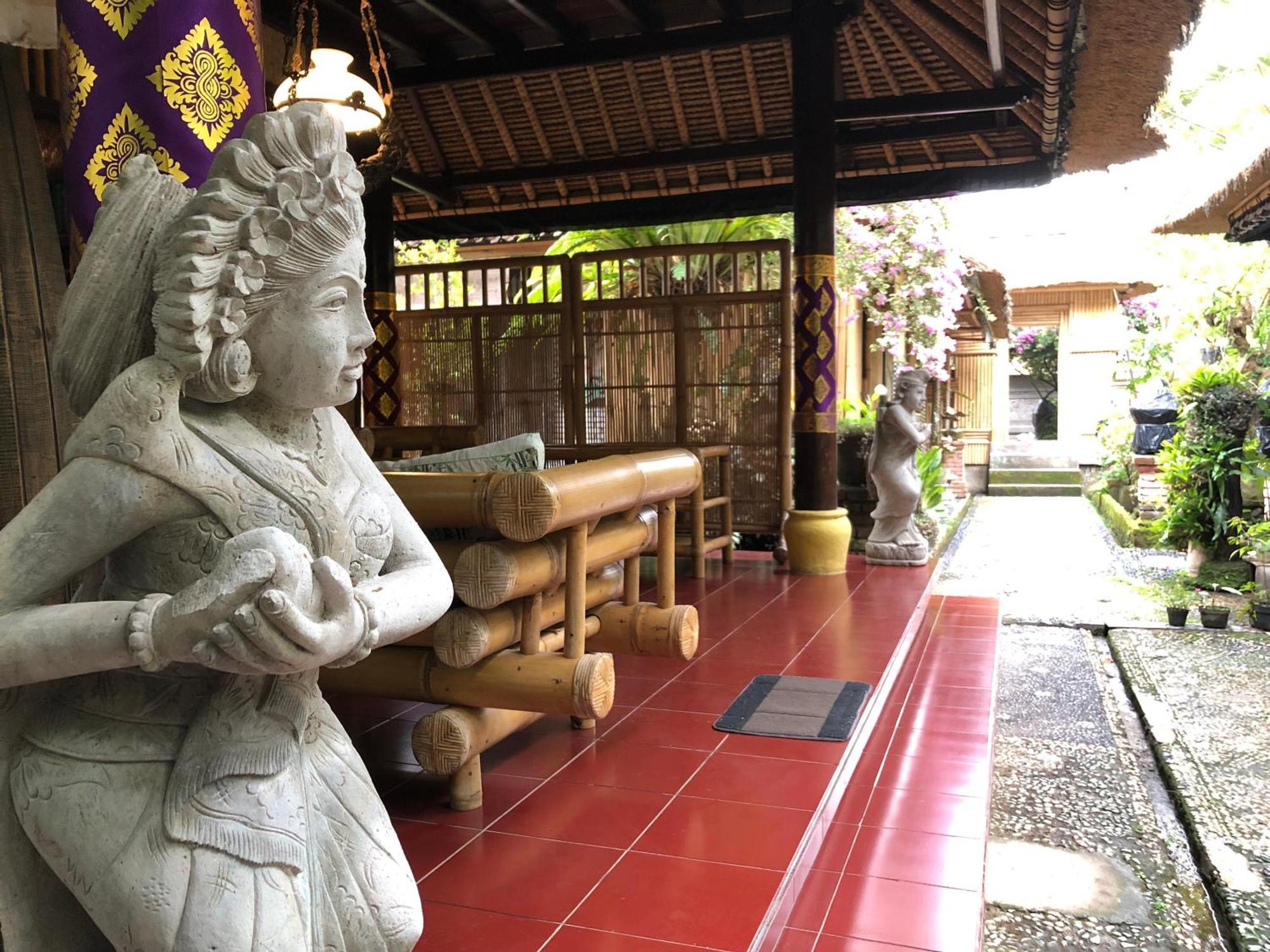 1Bd Guest House In Family Compound1, 15 Minute Walk To Yoga Barn Ubud  Exterior photo